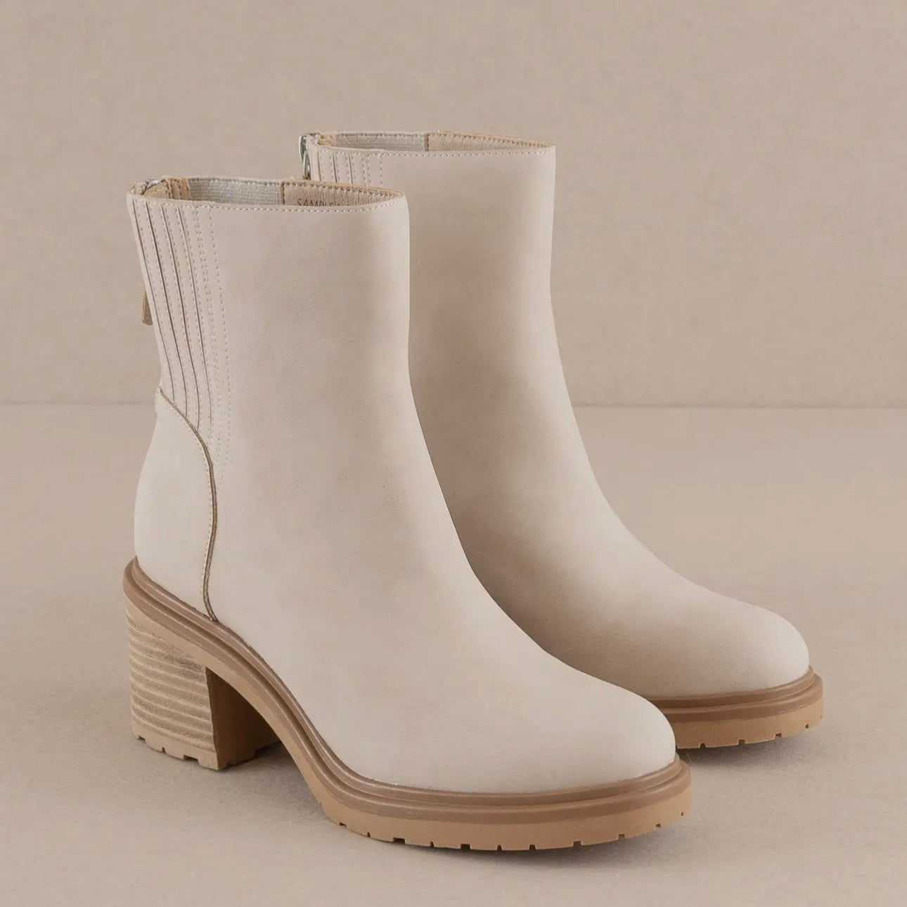 Style It: Light Grey Chelsea Boots